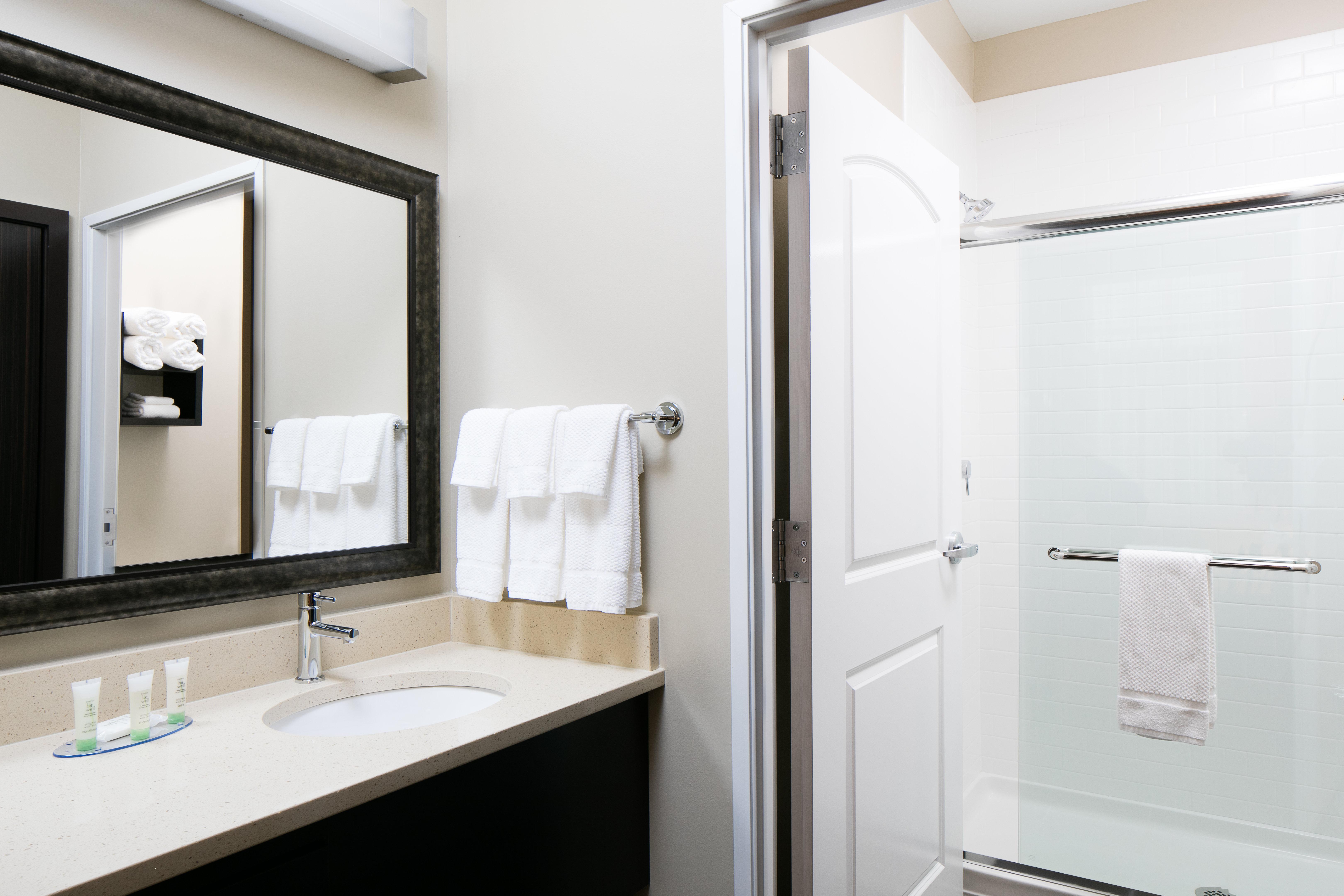 Staybridge Suites Des Moines Downtown By Ihg Exterior photo